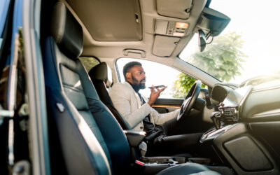 Comprendiendo las Leyes de Texas sobre la Conducción Distraída