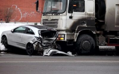Cómo Manejar un Accidente de Auto Involucrando un Camión de Alquiler