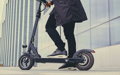 Accidente de E-Scooter: Causas, Lesiones y tus Derechos Legales