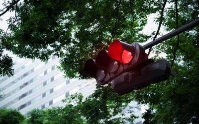 Falla en un Semáforo: ¿Quién Es Responsable Después de un Accidente en una Intersección